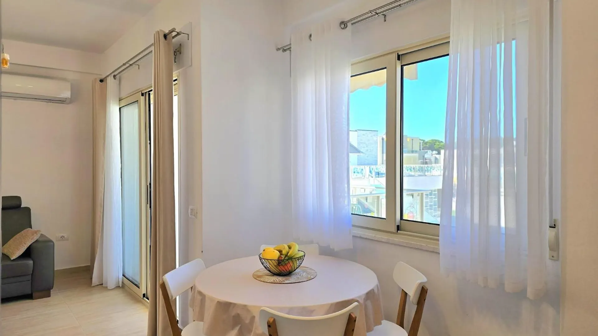 Appartement Relaxing Getaway In Gjiri I Lalzit à Plazhi San Pietro Albanie