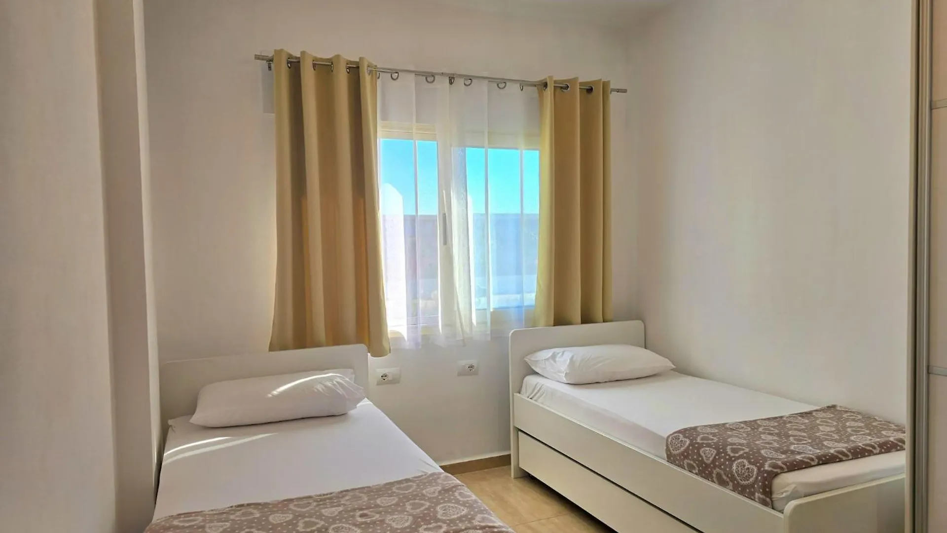 Appartement Relaxing Getaway In Gjiri I Lalzit à Plazhi San Pietro